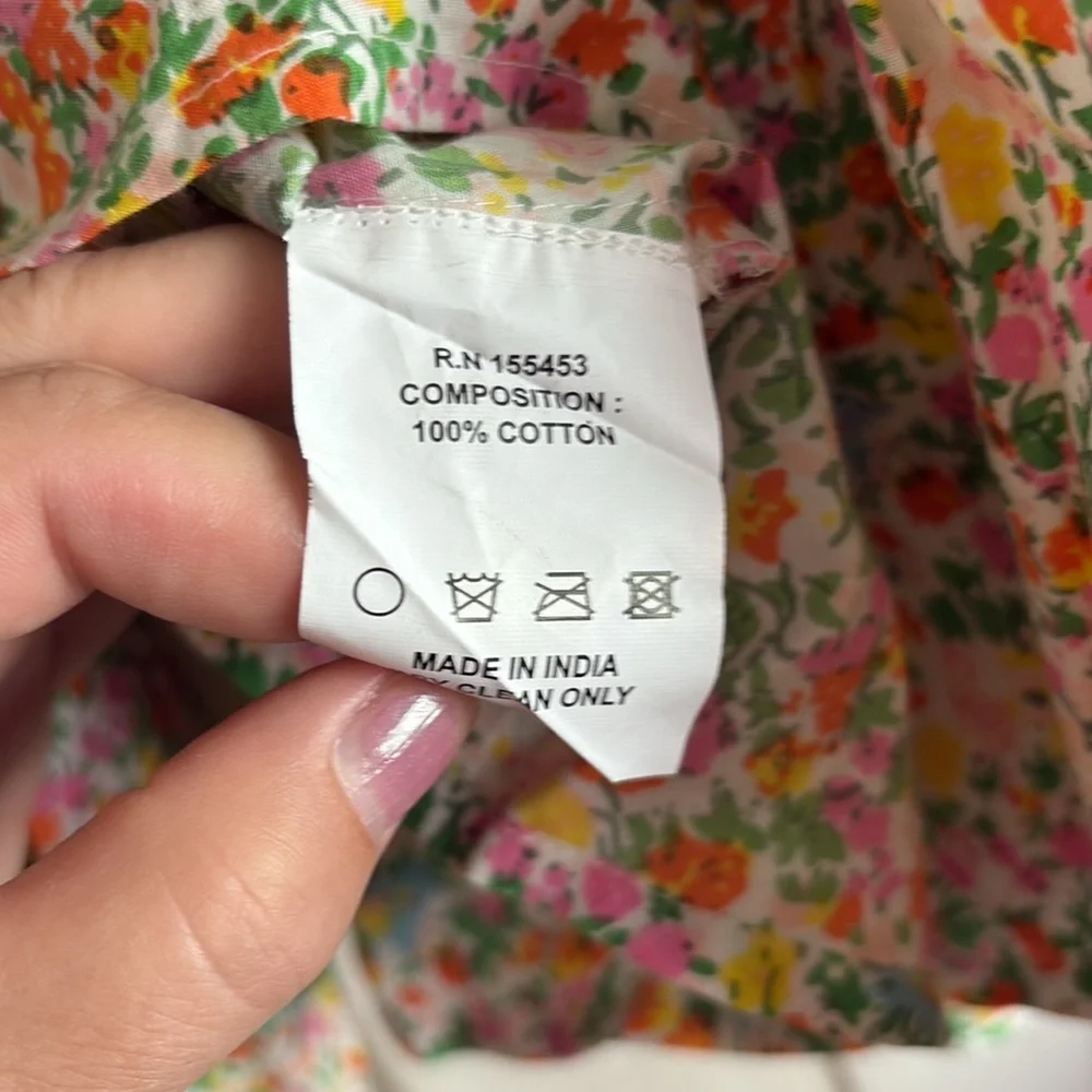Elizabeth Wilson Designs Multicolor Floral Smocked Blouse - Picture 14 of 16